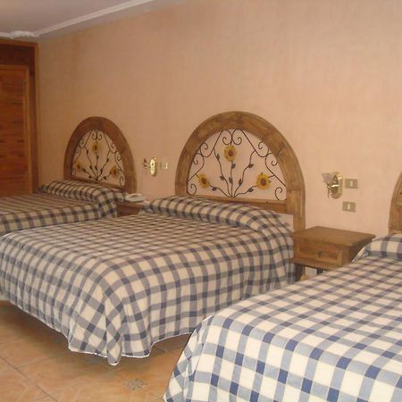 אגואסקליינטס Hotel Villa Manzanares מראה חיצוני תמונה